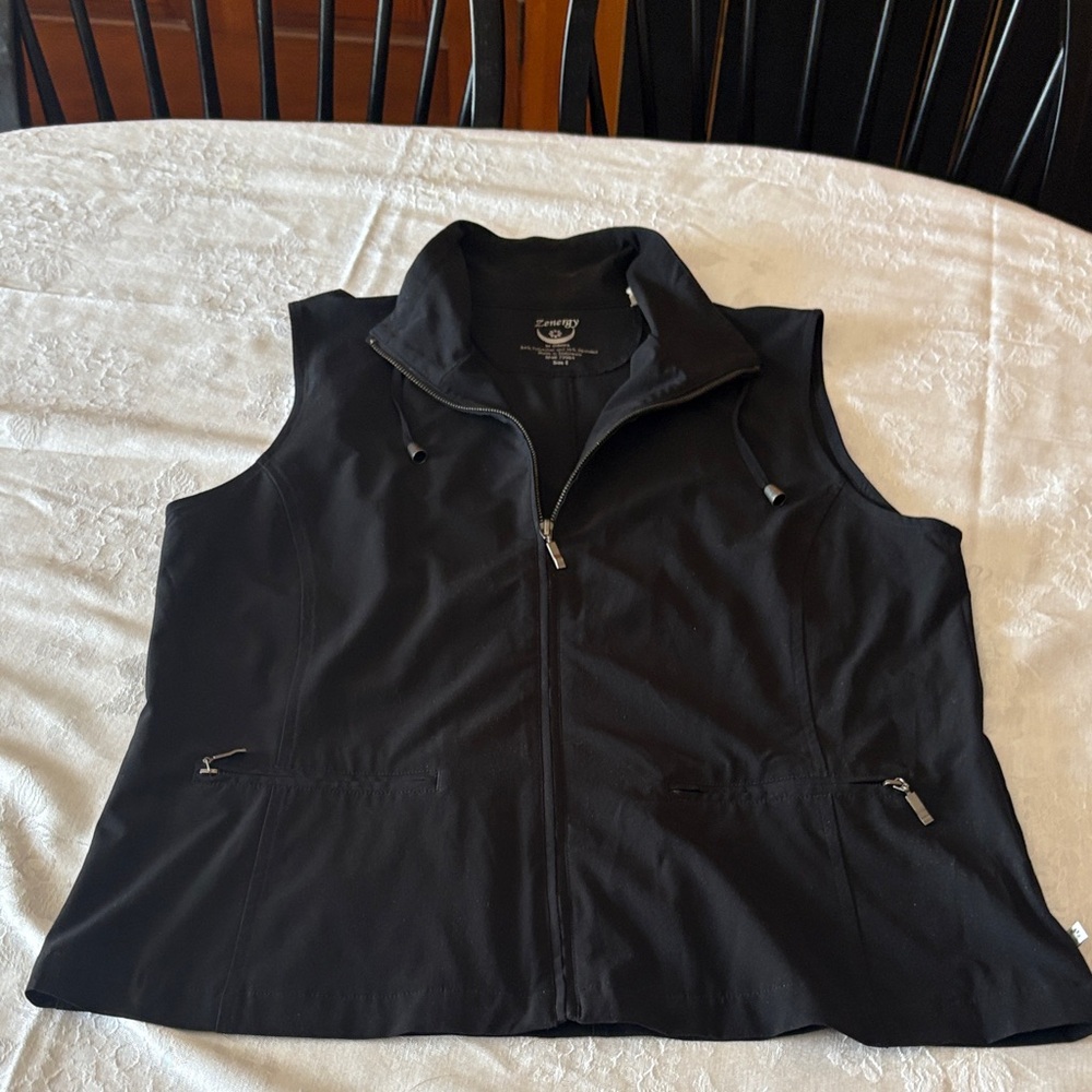 Elegant Black Sleeveless Vest